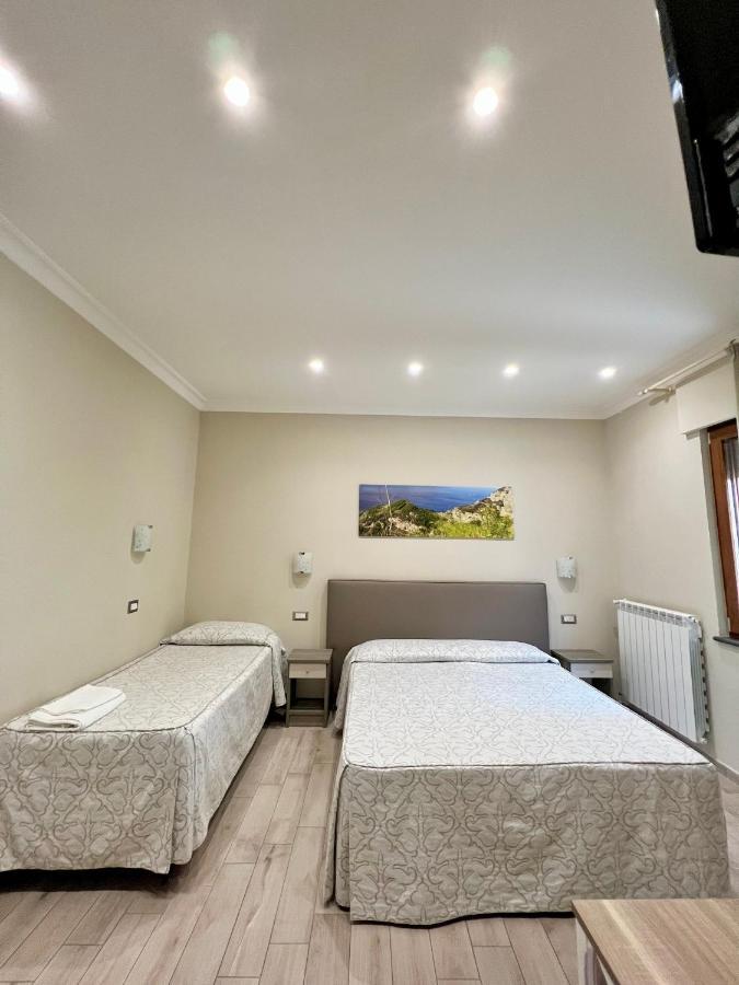 Relais Milo Hotel Аджерола Екстериор снимка