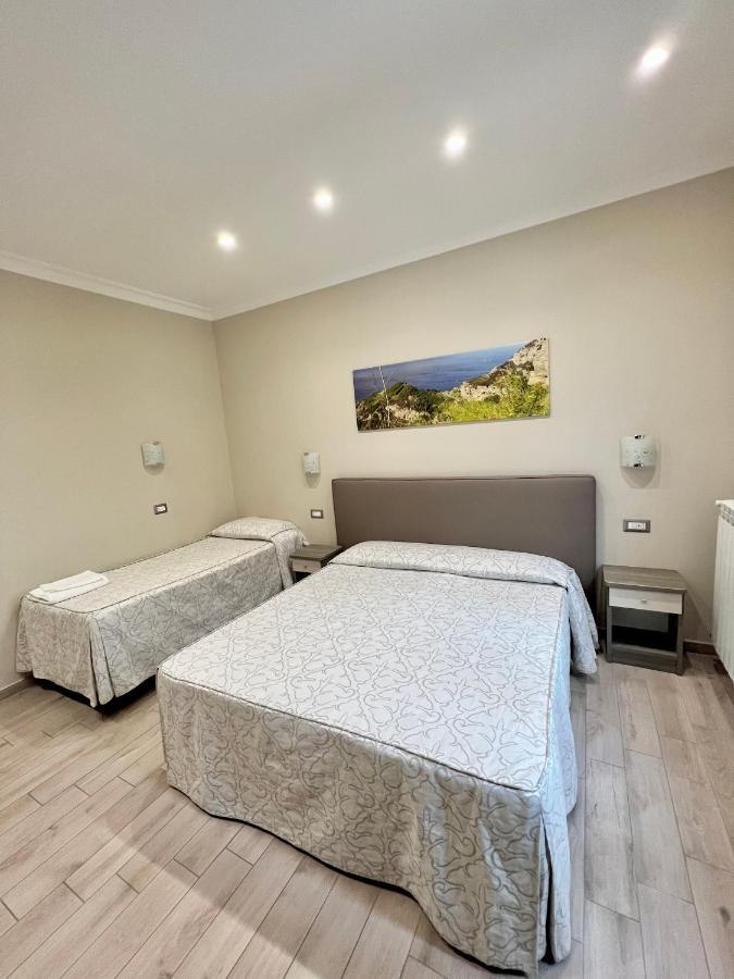 Relais Milo Hotel Аджерола Екстериор снимка