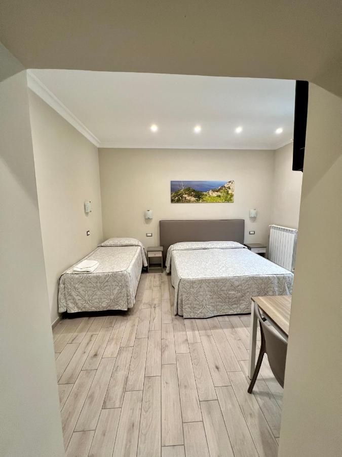 Relais Milo Hotel Аджерола Екстериор снимка