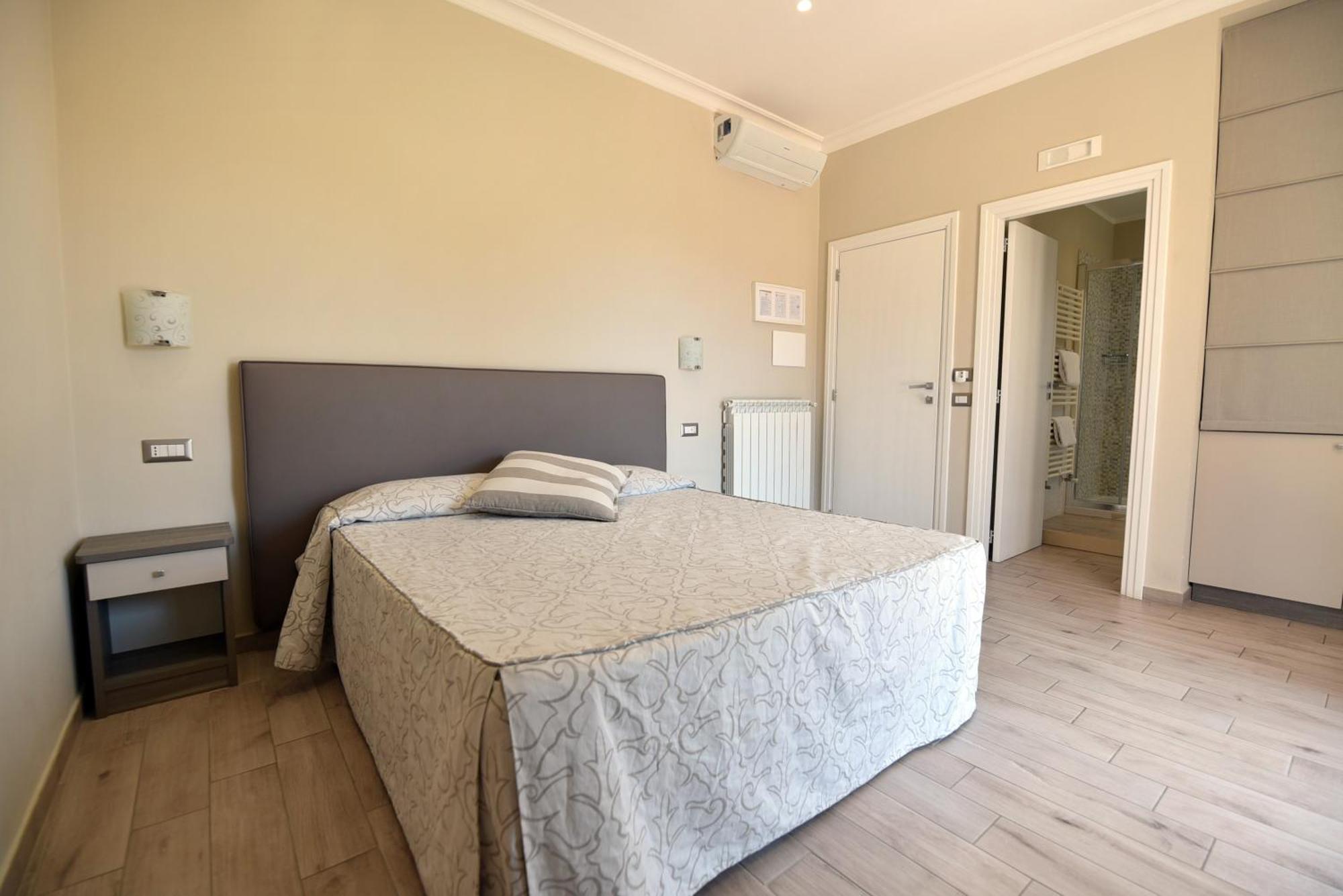 Relais Milo Hotel Аджерола Стая снимка